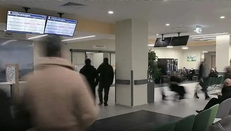 MHRS'de Randevu Bekleyenlerin Sayısında Dikkat Çekici Düşüş