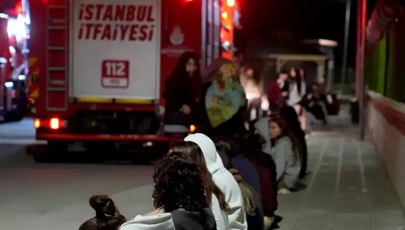 2500 Kız Öğrenciyi Korkutan Yangın: Olayın Ayrıntıları!