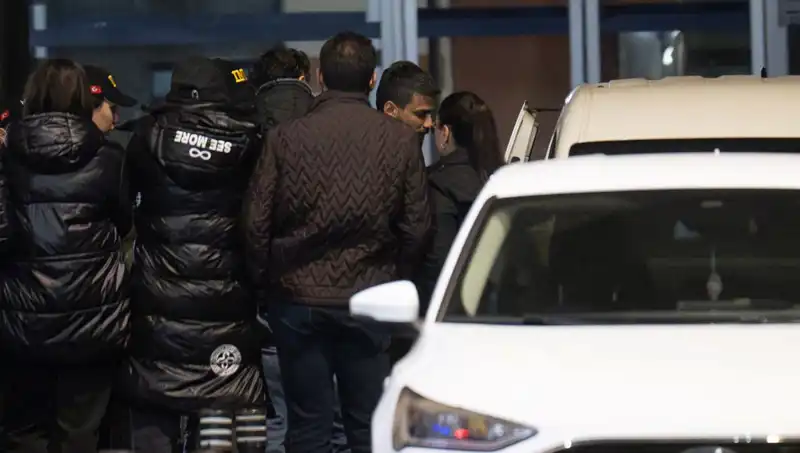 Sosyal Medya Olayı: Dilan Polat ve Engin Polat Uyuşturucu Suçlamasıyla Gözaltında