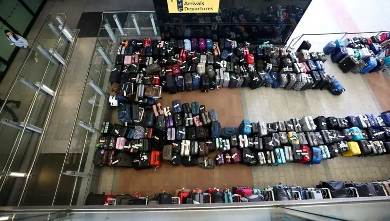 Havalimanında Korkunç Anlar: 2 Yaşındaki Çocuk Bagaj Bandında Kayboldu!