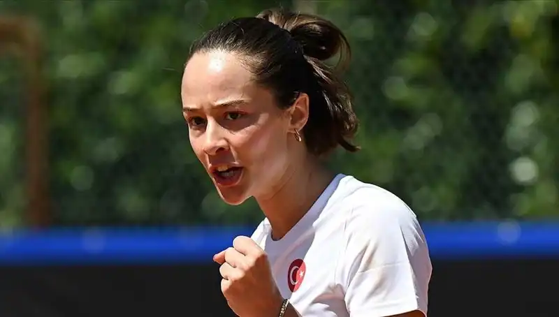 Milli Tenisçi Zeynep Sönmez, Final Turunda Şampiyonluğu Kovalıyor