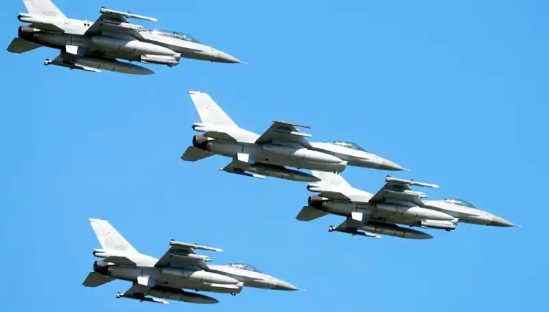 ABD'nin F-16 Planı: Ukraynalı Pilotlar İçin 310 Milyon Dolar Harcanacak