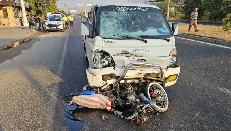 Aydın'da Motosiklet Kazası: Kamyonetle Çarpışan Sürücü Hayatını Kaybetti