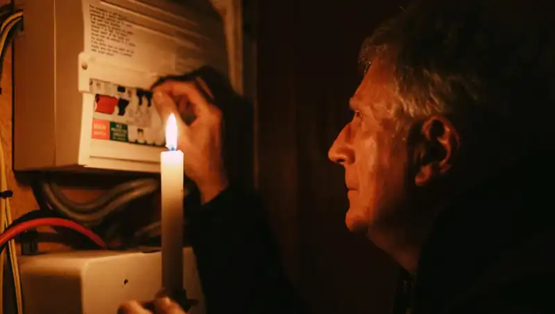 Antalya'nın 7 İlçesinde Elektrik Kesintisi: Nedenleri ve Gidişatı Hakkında Tüm Bilgiler