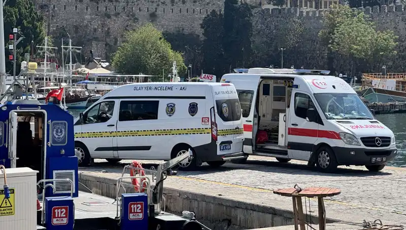 Antalya'da Denizde Bulunan Erkek Cesedi Şok Etkisi Yarattı