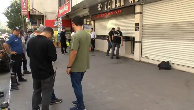 Güpegündüz Caddede Kuyumcu Soyma Girişimi: Olayın Detayları Ortaya Çıktı