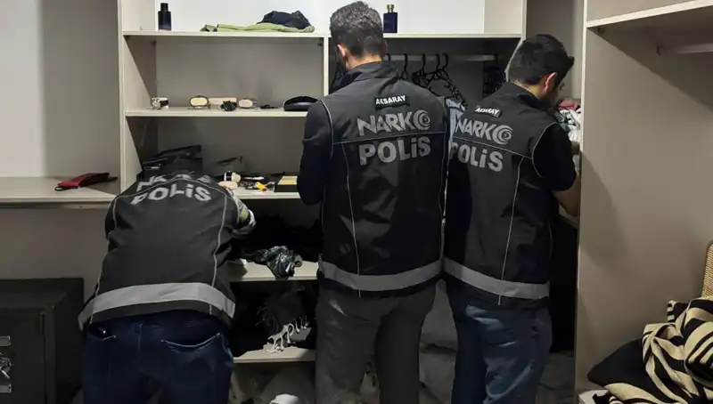 Uyuşturucu Operasyonunda F Serisi Dolarlar Ele Geçirildi: Harekete Geçen Güvenlik Güçleri