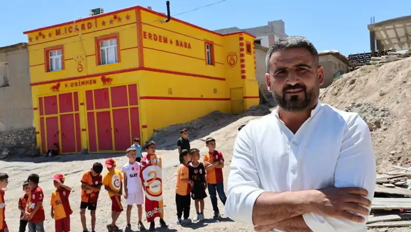 Fanatik Taraftar, Evini Osimhen ile İcardi’nin Yıldızlarına Adadı