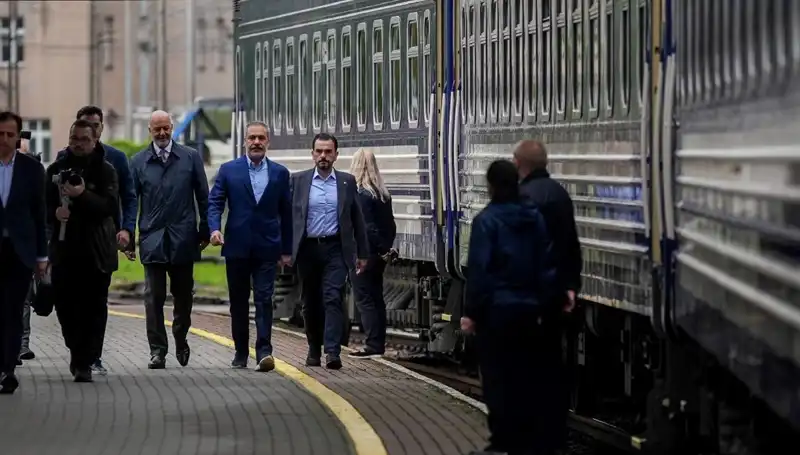 Dışişleri Bakanı Fidan’ın Ukrayna Ziyareti: Barış ve İşbirliği Mesajı