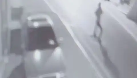 El Yapımı Patlayıcı Sokak Ortasında Patlatıldı: Gözaltılar ve Şaşkınlık