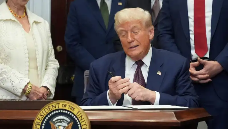 Trump'tan Beyaz Saray'a Lüks Yenilik: 200 Milyon Dolarlık Proje