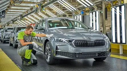 Skoda, Tüm Zamanların Satış Rekorunu Kırdı: Markanın Yeni Başarı Hikayesi