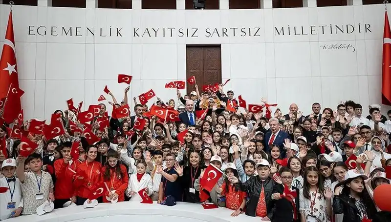 TBMM 105 Yaşında: 23 Nisan Kutlamalarıyla Geçmişe Yolculuk