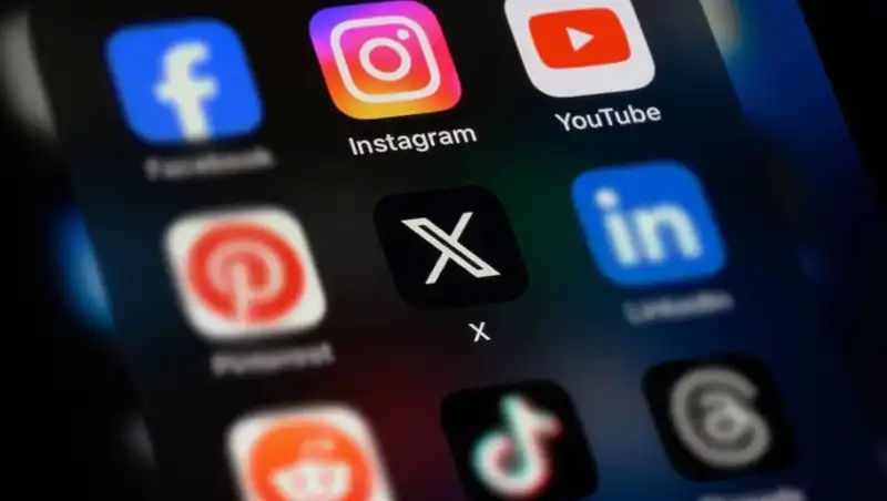 Sosyal Medya Kısıtlamaları: Whatsapp, Instagram ve Diğer Platformlar Ne Olacak?